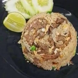 Beef Fried Rice ข้าวผัดเนื้อ