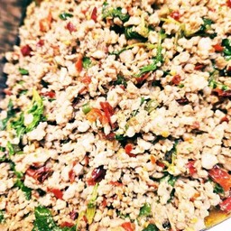 กระเพราหมูสับ