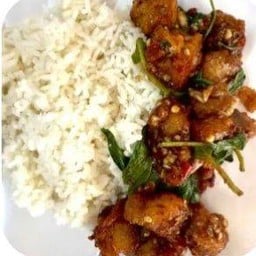 ข้าวกะเพราไก่สะเด็ด