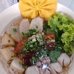 ก๋วยเตี๋ยวน้ำใส