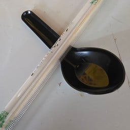 ช้อน+ตะเกียบ