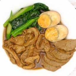 ตรอกซุง Chinese spice plant-based meat stew