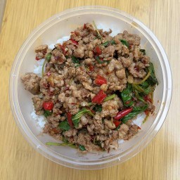 ร้านอาหารตามสั่งสี่พี่น้อง&ชาไข่มุก หมู่บ้านเดอะเวิร์ค