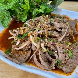 น้ำตกคอหมูย่าง