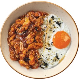 ข้าวไก่ซอสกระเทียมไข่ดาว