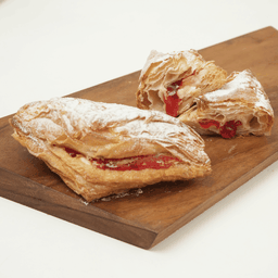 Bellinee's Bake & Brew หาดสุรินทร์ จ.ภูเก็ต