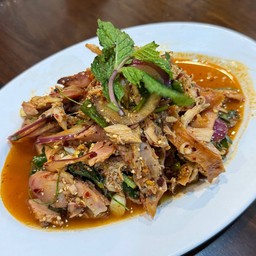 น้ำตกไก่ย่าง