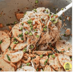 ยำขนมจีน หมูยอ