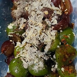 องุ่นไซมัสคัส+องุ่นแดงไร้เม็ดคลุกบ๊วย