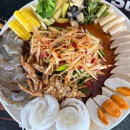 ตำถาดกุ้งสด