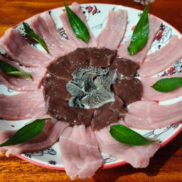 แจ่วฮ้อนครูปรางค์