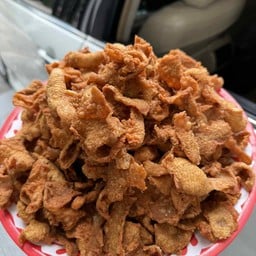 หนังไก่ทอด