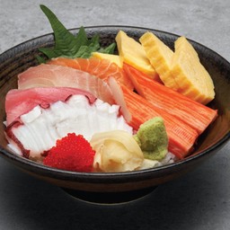 ข้าวหน้าปลาดิบรวม