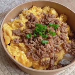 ข้าวไข่ข้นหมูสับ 2ฟอง