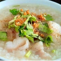 อาหารตามสั่งครัวสามพี่น้อง