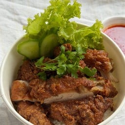 ข้าวสะโพกไก่ทอด(สูตรหมูทอดโหงวเฮียงบะ)