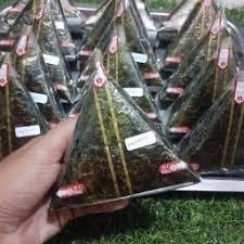 ยำสาหร่ายไข่กุ้ง