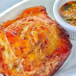 ไก่ย่าง น้ำจิ้มแจ่ว