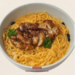 Creamy Chili-Garlic Butter Spaghetti