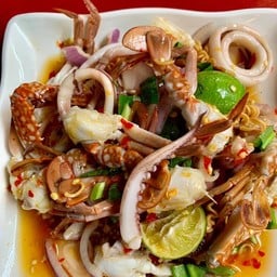 ยำปูม้าสุก