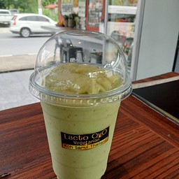 Avocado Fresh Milk Smoothie