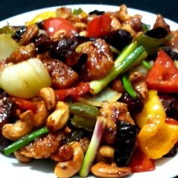 ไก่ผัดเม็ดมะม่วง