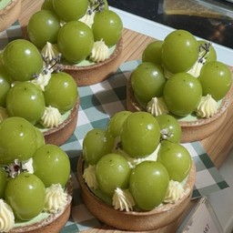 MUSCAT TART