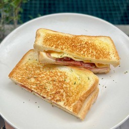 แซนวิชย่างเนย เบคอนชีส