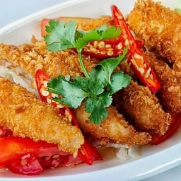 ยำไก่ทอด