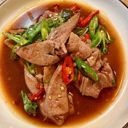 ผัดกระเพราตับหมู