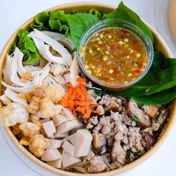 เมี่ยงหมี่คลุก+น้ำจิ้มซีฟู้ด