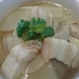 ต้มจืดหน่อไม้หมูสามชั้น