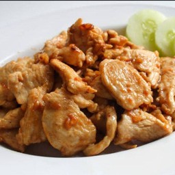 ข้าวไก่กระเทียม