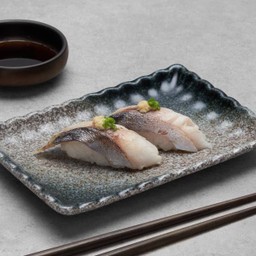 ซูชิปลาซาบะ (2 คำ)