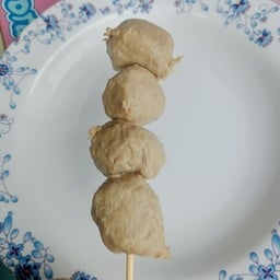 ทีม แทน ลูกชิ้นทอดน้ำจิ้มรสเด็ด