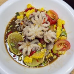 ตำลาวข้าวโพดหมึกสาย