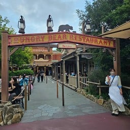 Hungry Bear Restaurant @tokyo Disneyland