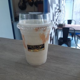 Fresh Banana Milk and Peanut Butter Smoothie