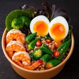 ยำกระเจี๊ยบอกไก่กุ้งสด (Ketogenic)