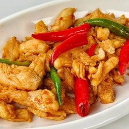 ไก่คั่วพริกขี้หนู