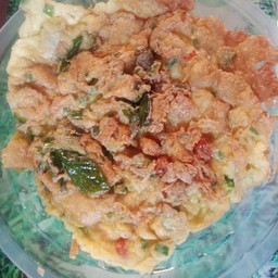 ไข่เจียว หมูยอ+โหระพา+ พริกสด+ต้นหอม