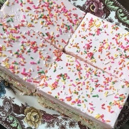 Butter cake sprinkle