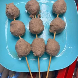 ลูกชิ้นเอ็นเนื้อ ทอด