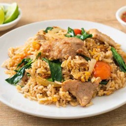ข้าวผัดไข่หมู