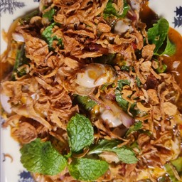 ยำหอยนางรม