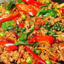 หมูสับผัดพริกแกงใต้+ ไข่เป็ดดาว ราดข้าว