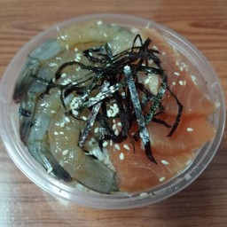 ข้าวหน้าแซลมอนดอง+กุ้งดอง Size S