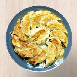 บ้านเกี๊ยวอิ่มสุข สาขา บางม่วง