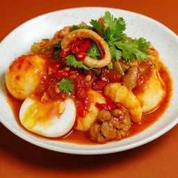 สุกี้แห้งรวมทะเลไข่ต้ม