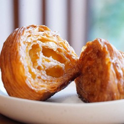 ฮันนี่บัตเตอร์ครัวซองค์